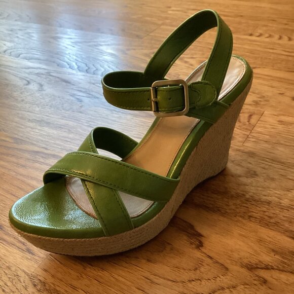 UGG JACKILYN PATENT LEATHER WEDGE ESPADRILLE SANDALS in GREEN SZ 9 BEACH BOHO - Picture 1 of 8